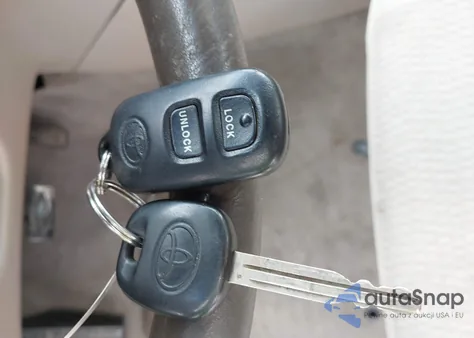 2007 Toyota Corolla Le z USA, uszkodzony, nr VIN 1NXBR32E47Z922715